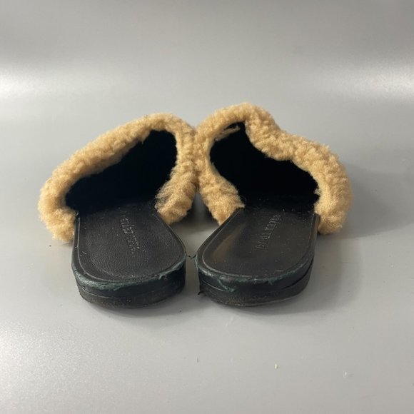 Jenny Kanye  shearling mule in natural - Picture 10 of 16